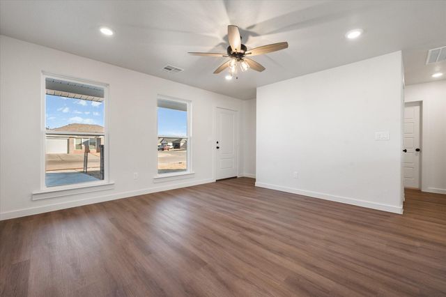 13910 Flint Avenue, Lubbock, TX 79423