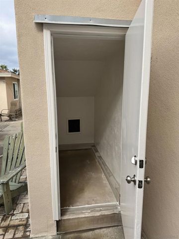 5062 Santa Monica Ave 5062.5, San Diego, CA 92107