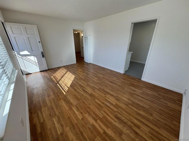 5062 Santa Monica Ave 5062.5, San Diego, CA 92107