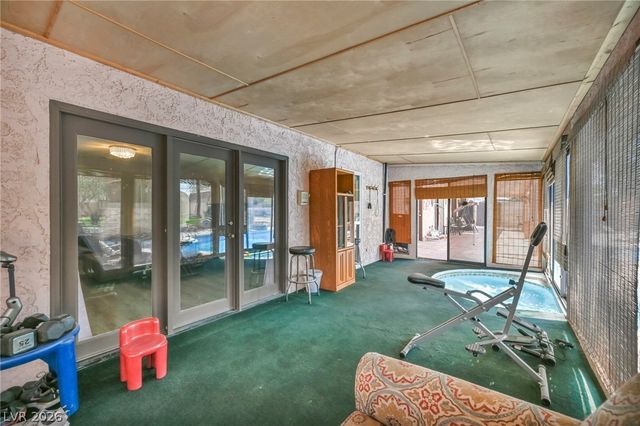 2935 South Torrey Pines Drive, Las Vegas, NV 89146