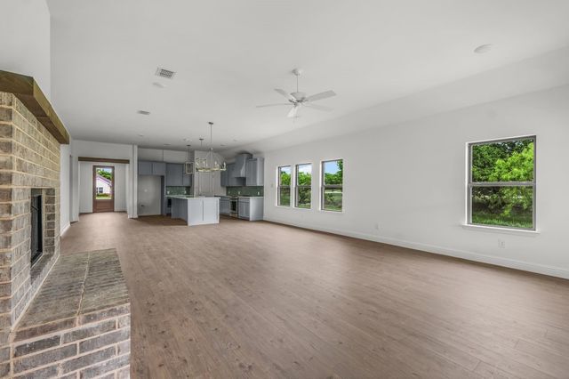 145 Tobiano Trace, Brock, TX 76087