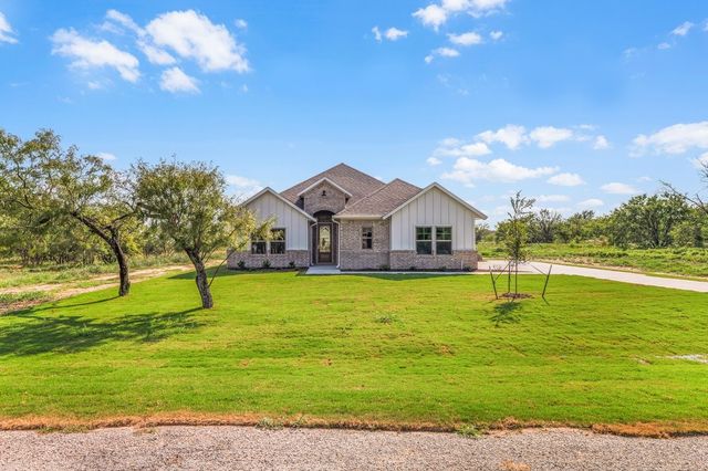 145 Tobiano Trace, Brock, TX 76087