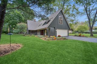 265 Sunset Drive, Lakewood, IL 60014