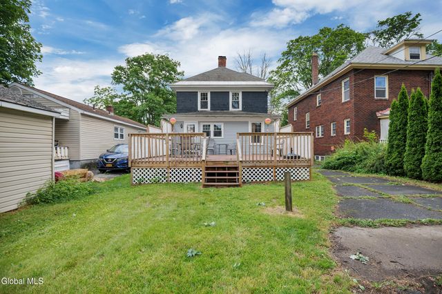 1083 Brierwood Boulevard, Schenectady, NY 12308