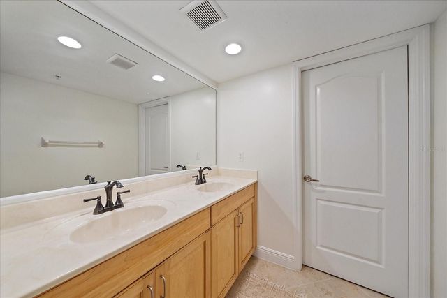 5056 N BEACH ROAD 202, Englewood, FL 34223