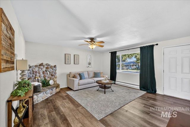 10335 W Mossywood St, Boise, ID 83709