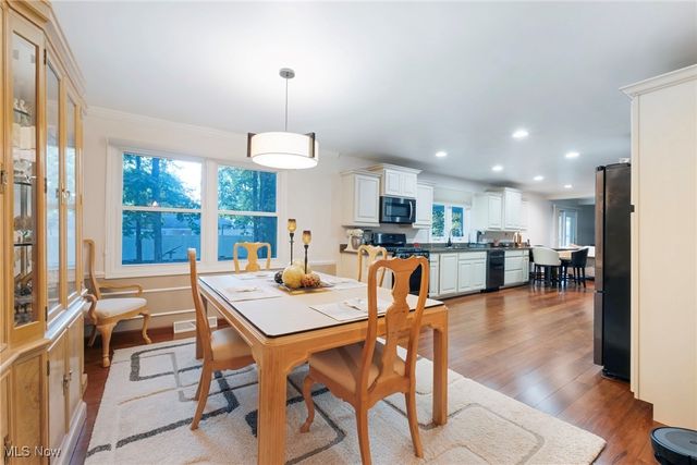 7716 Silver Fox Drive, Youngstown, OH 44512