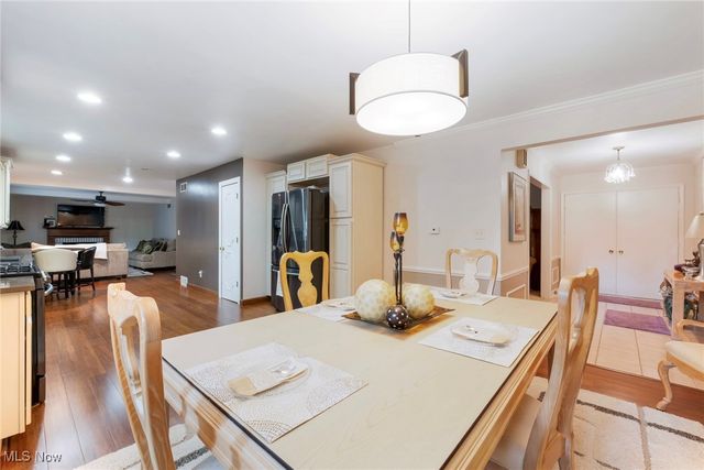 7716 Silver Fox Drive, Youngstown, OH 44512