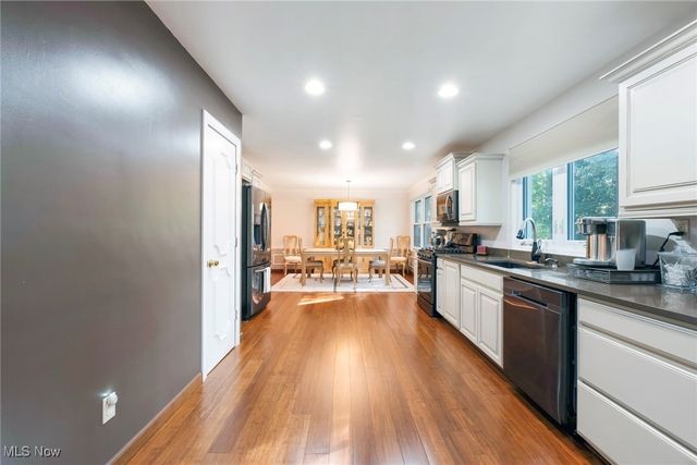 7716 Silver Fox Drive, Youngstown, OH 44512