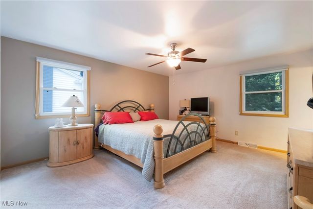 7716 Silver Fox Drive, Youngstown, OH 44512