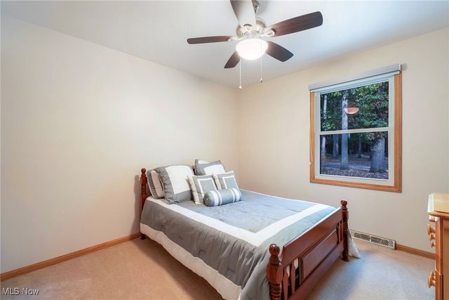 7716 Silver Fox Drive, Youngstown, OH 44512