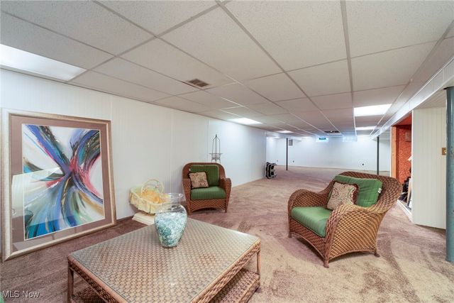 7716 Silver Fox Drive, Youngstown, OH 44512