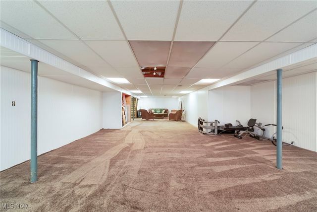 7716 Silver Fox Drive, Youngstown, OH 44512