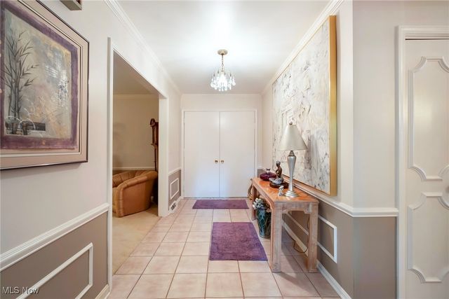 7716 Silver Fox Drive, Youngstown, OH 44512