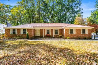 7716 Silver Fox Drive, Youngstown, OH 44512