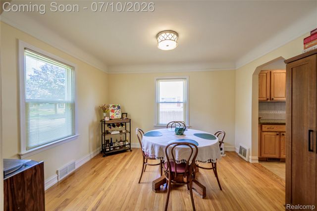 3566 Buckingham Avenue, Berkley, MI 48072