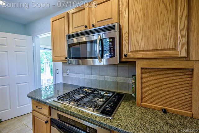3566 Buckingham Avenue, Berkley, MI 48072