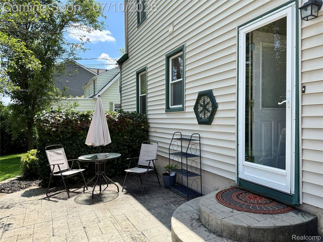 3566 Buckingham Avenue, Berkley, MI 48072