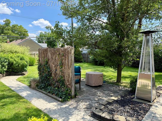 3566 Buckingham Avenue, Berkley, MI 48072