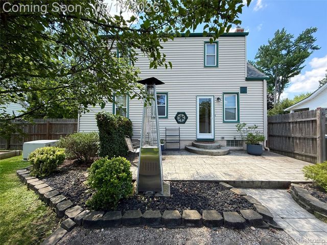 3566 Buckingham Avenue, Berkley, MI 48072