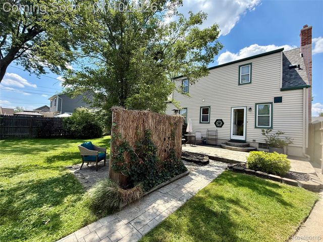 3566 Buckingham Avenue, Berkley, MI 48072