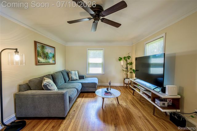 3566 Buckingham Avenue, Berkley, MI 48072