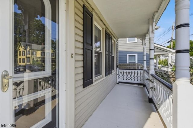 15 Main St, Clinton Twp., NJ 08801