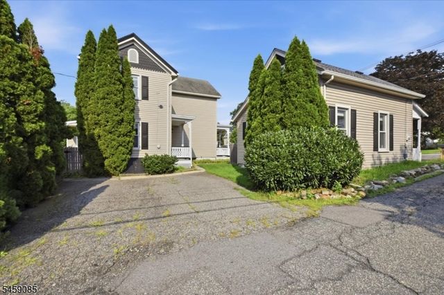 15 Main St, Clinton Twp., NJ 08801