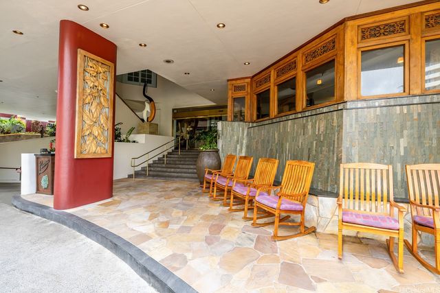 2045 Kalakaua Avenue 1004, Honolulu, HI 96815