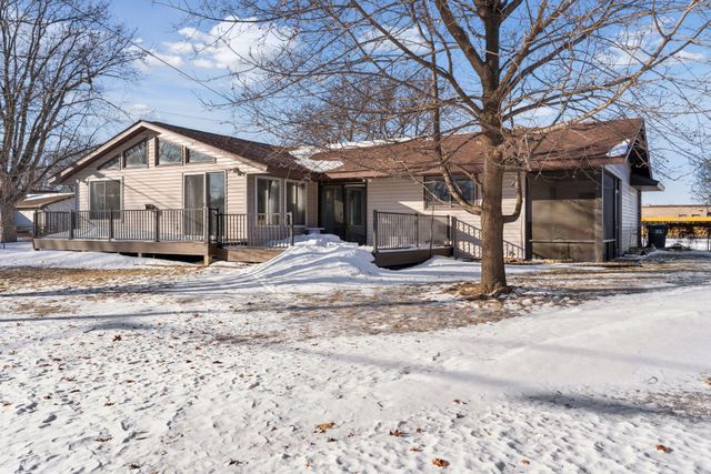 891 Garden View Drive, Apple Valley, MN 55124