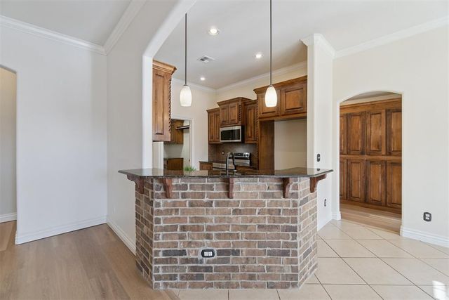 2820 NW 171st Street, Edmond, OK 73012