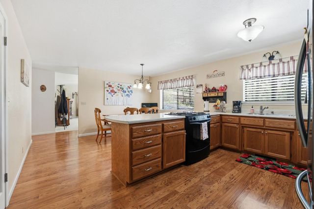 6637 Baralee Ln, Placerville, CA 95667