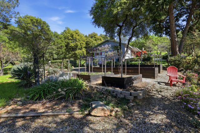 6637 Baralee Ln, Placerville, CA 95667