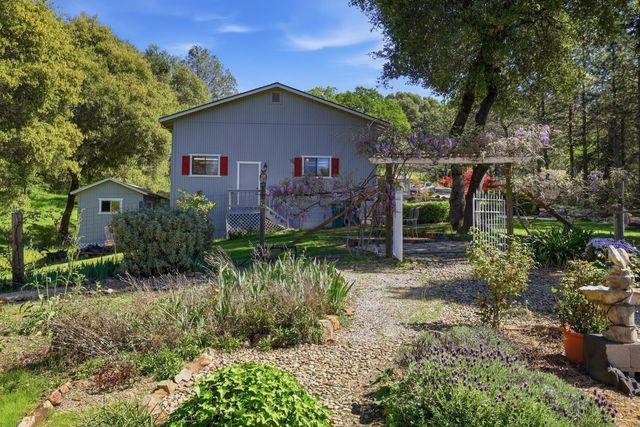 6637 Baralee Ln, Placerville, CA 95667