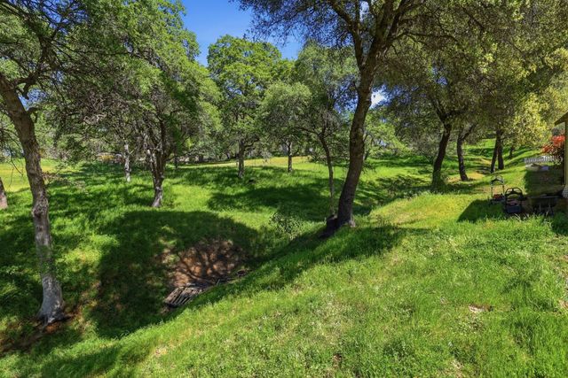 6637 Baralee Ln, Placerville, CA 95667