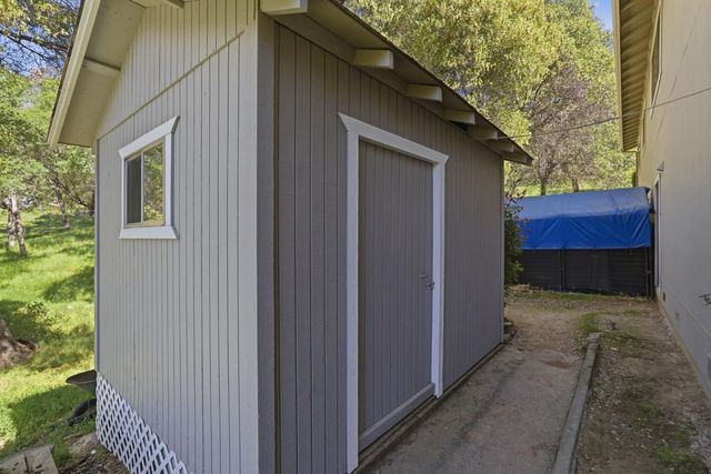 6637 Baralee Ln, Placerville, CA 95667