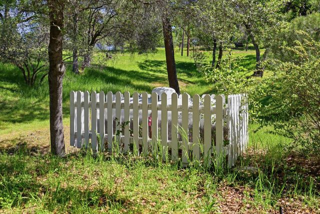 6637 Baralee Ln, Placerville, CA 95667