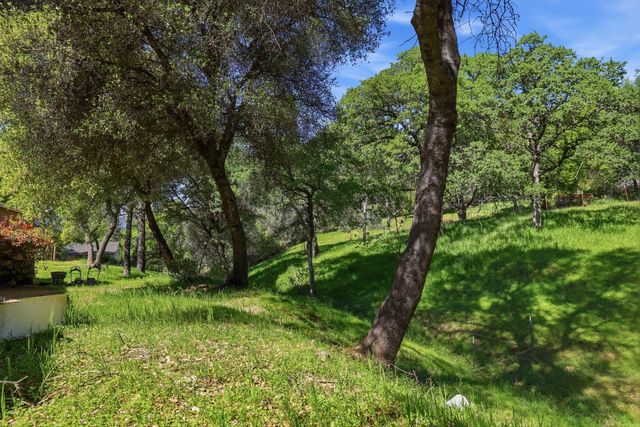 6637 Baralee Ln, Placerville, CA 95667