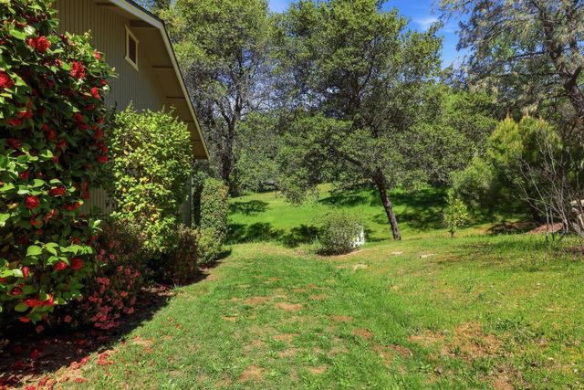 6637 Baralee Ln, Placerville, CA 95667
