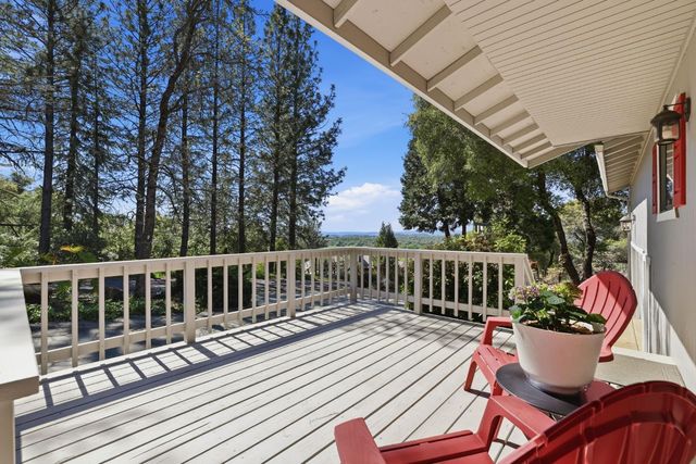 6637 Baralee Ln, Placerville, CA 95667