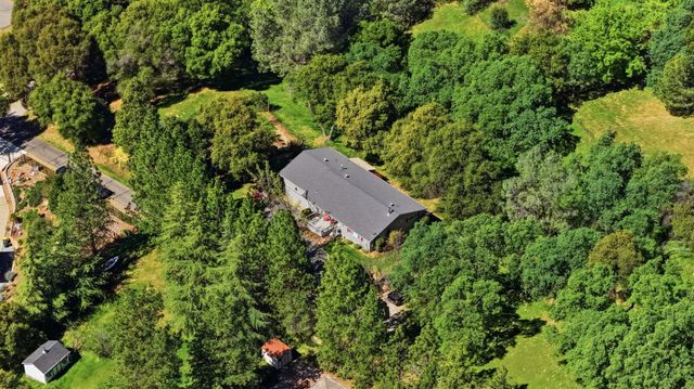 6637 Baralee Ln, Placerville, CA 95667
