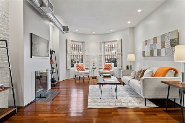 1692 Washington 2, Boston, MA 02118