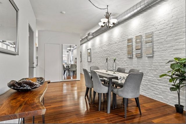 1692 Washington 2, Boston, MA 02118