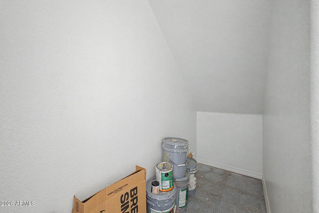 Image 23 of property listing at 1406 W EMERALD Avenue 103, Mesa, AZ 85202