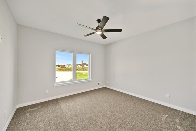 N66W34839 Baltic PASS, Oconomowoc, WI 53066