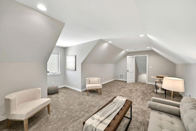 N66W34839 Baltic PASS, Oconomowoc, WI 53066