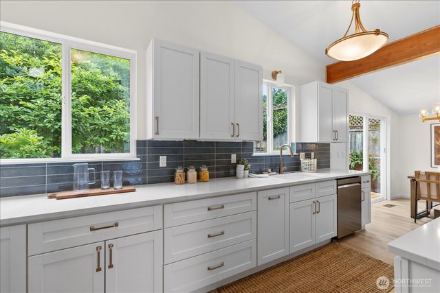8104 Sierra Drive, Edmonds, WA 98026