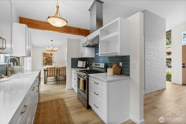 8104 Sierra Drive, Edmonds, WA 98026