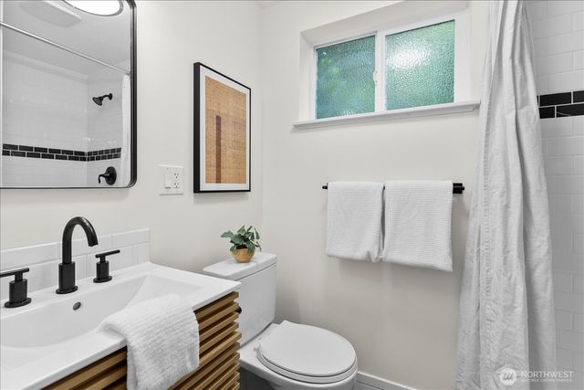 8104 Sierra Drive, Edmonds, WA 98026