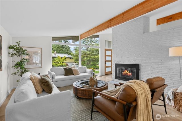 8104 Sierra Drive, Edmonds, WA 98026